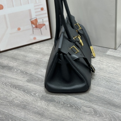 Herthtmes  Taurillon Clemence JPG Birkin  40