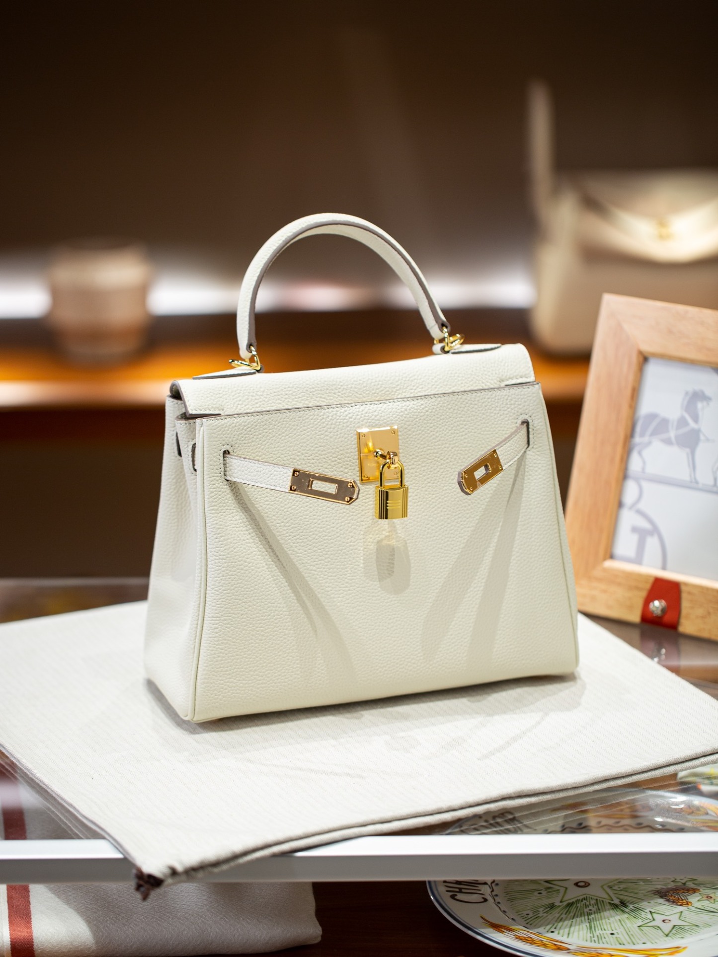 KELLY 28 FIRST LAYER TOGO COWHIDE WHITE
