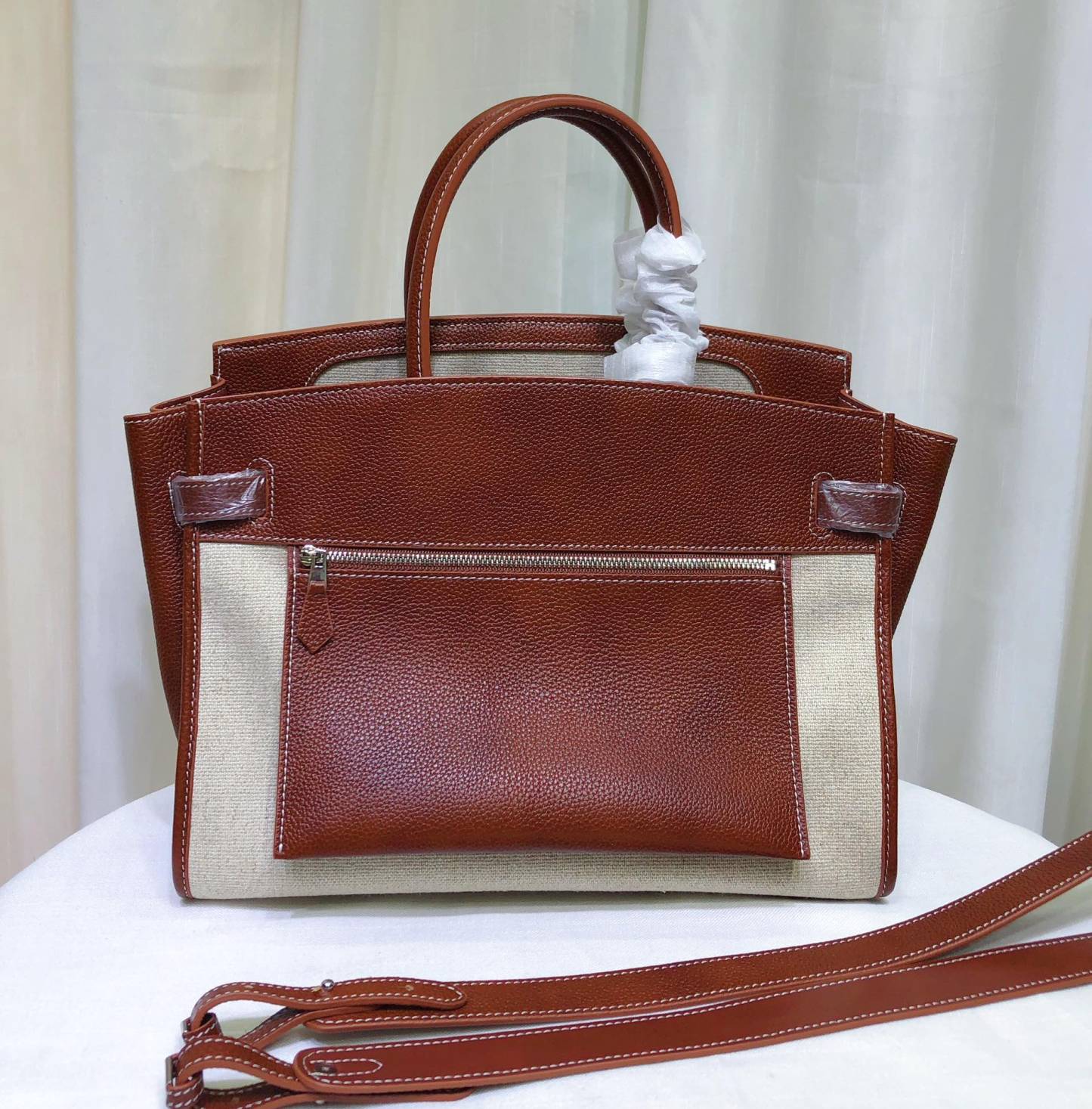 Leather Saddle Bag With Contrast Stitching, Exterior