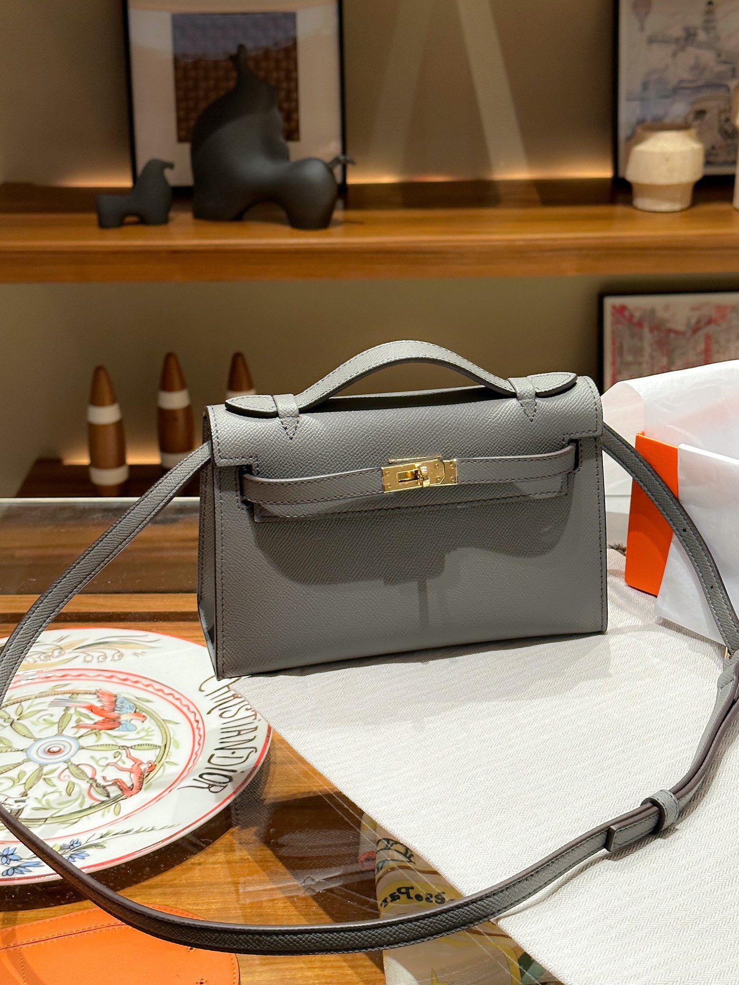 Herthtmes  Epsom Kelly Pochette Clutch