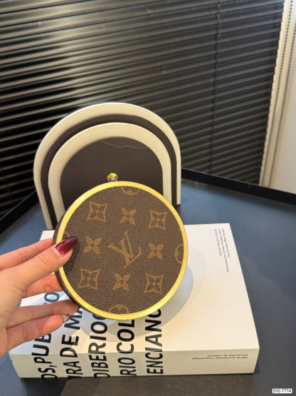 LV Premium Ashtray