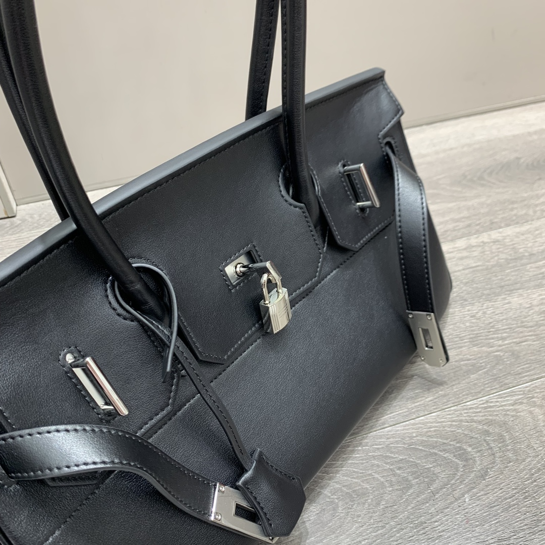 Herthtmes  Taurillon Clemence JPG Birkin  40
