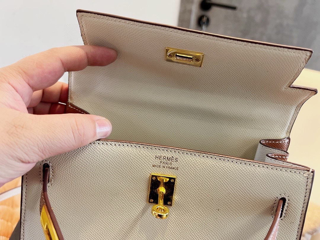 Kelly 20/25 Bag