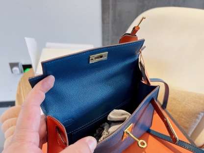 Kelly 20/25 Bag
