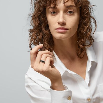 Interlocking ring