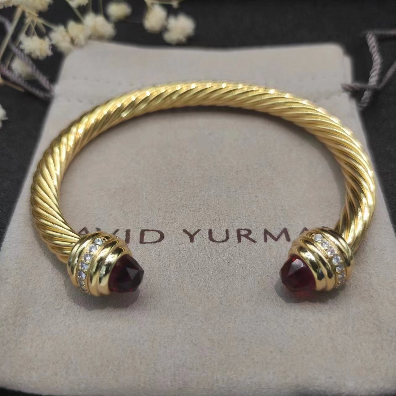 Classic Cablespira® Bracelet 18K Yellow Gold with Half Diamonds, 7mm