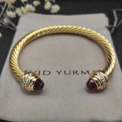 Classic Cablespira® Bracelet 18K Yellow Gold with Half Diamonds, 7mm