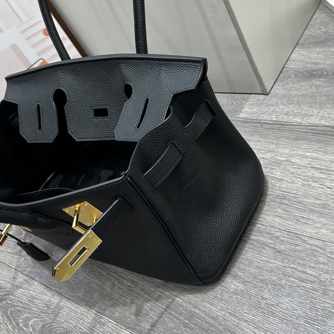 Herthtmes  Taurillon Clemence JPG Birkin  40