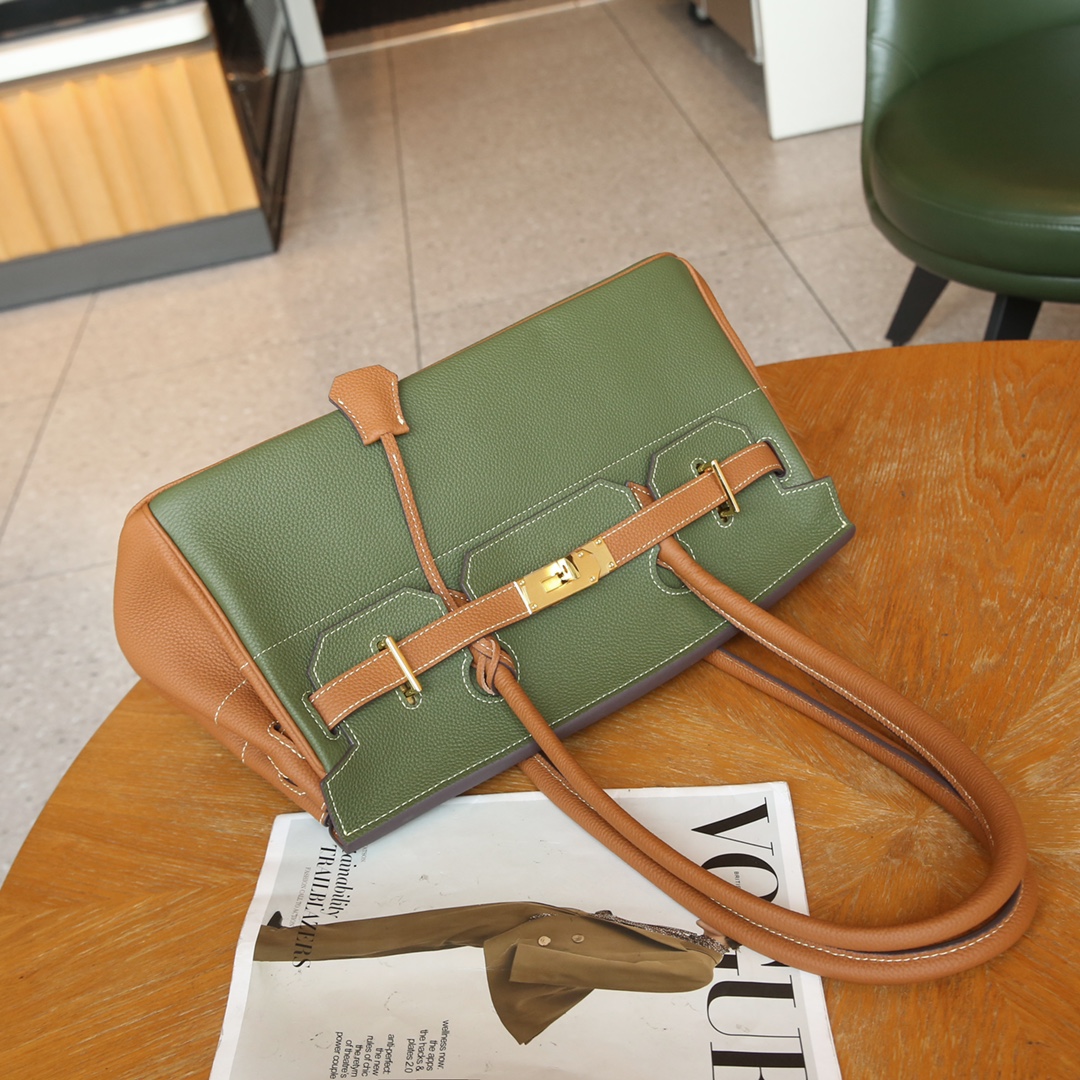 Herthtmes  Taurillon Clemence JPG Birkin  40