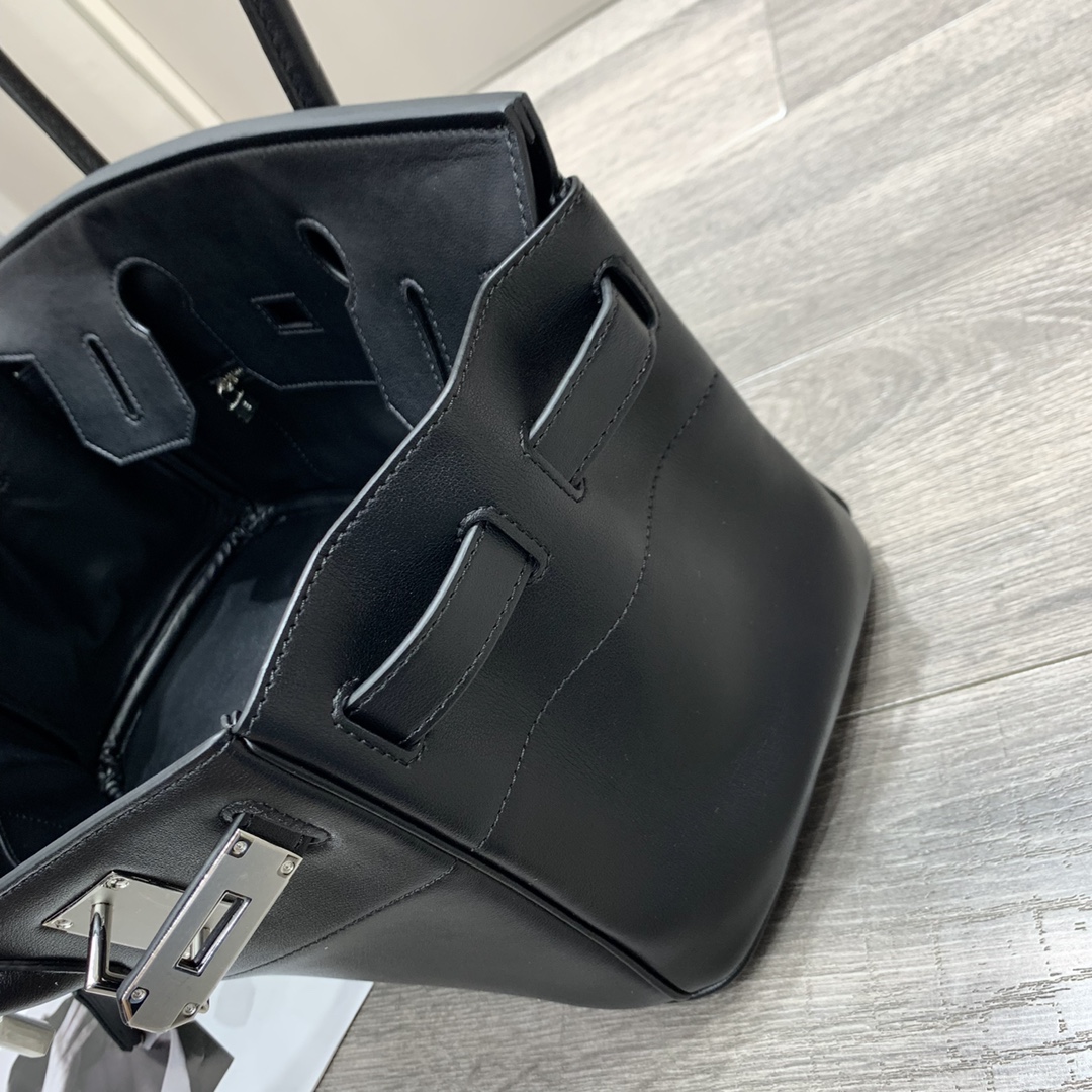 Herthtmes  Taurillon Clemence JPG Birkin  40