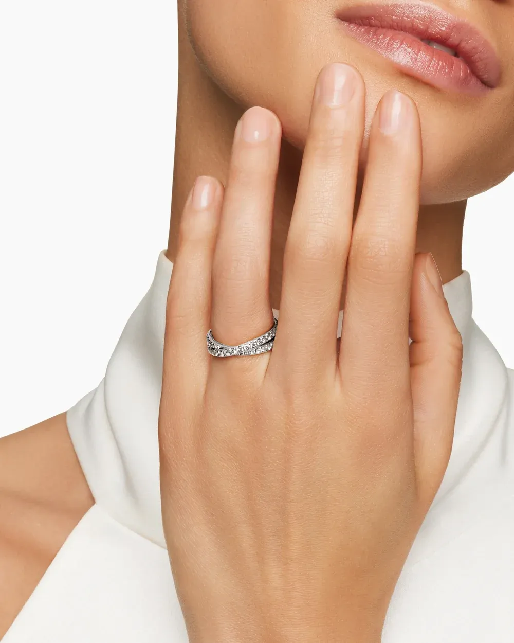 DY Crossover® Band Ring Platinum with Diamonds