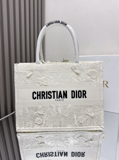 MEDIUM  BOOK TOTE