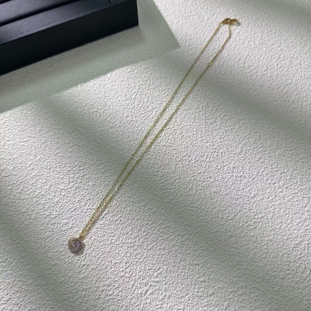 D'AMOUR NECKLACE