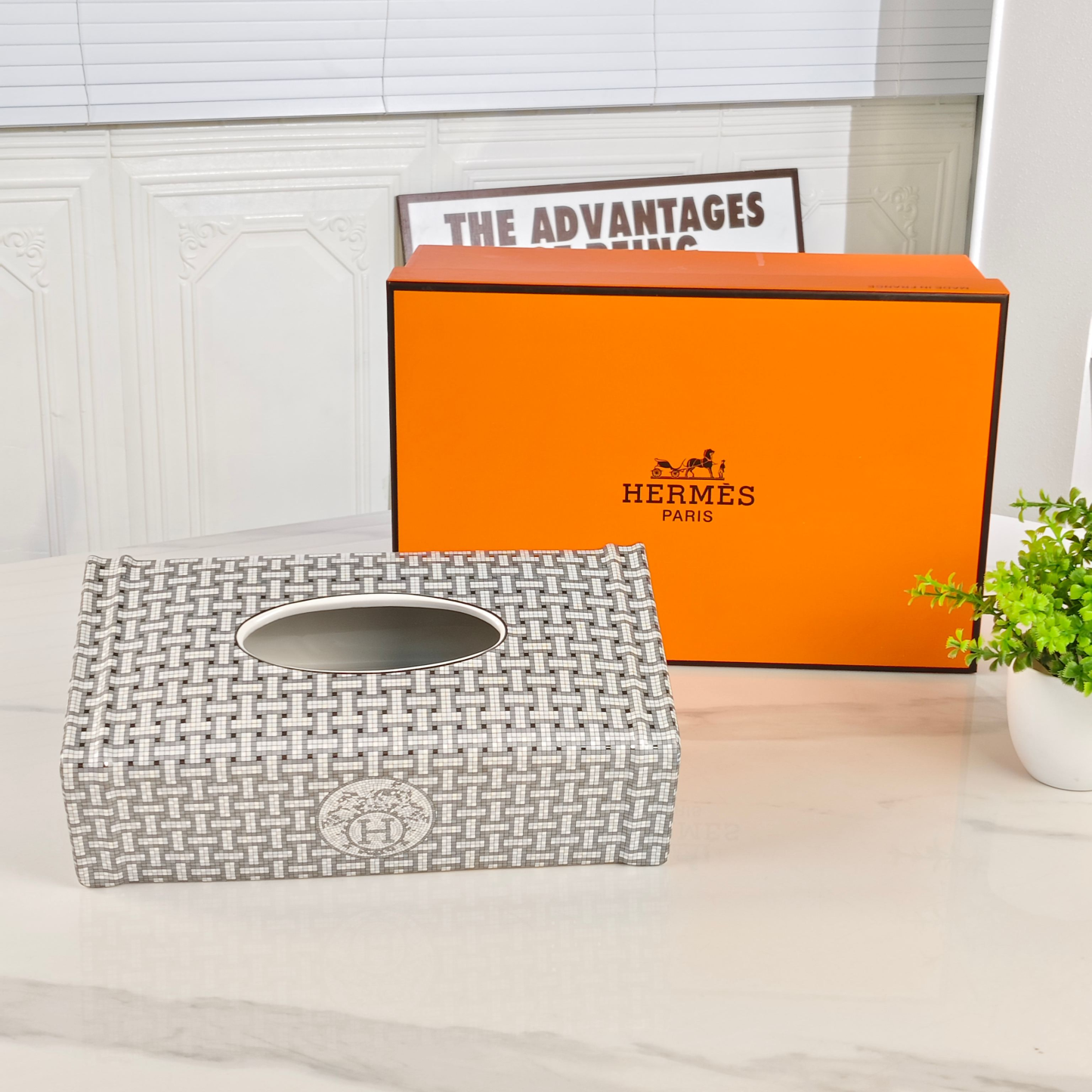 He--rmès Luxury Tissue Box