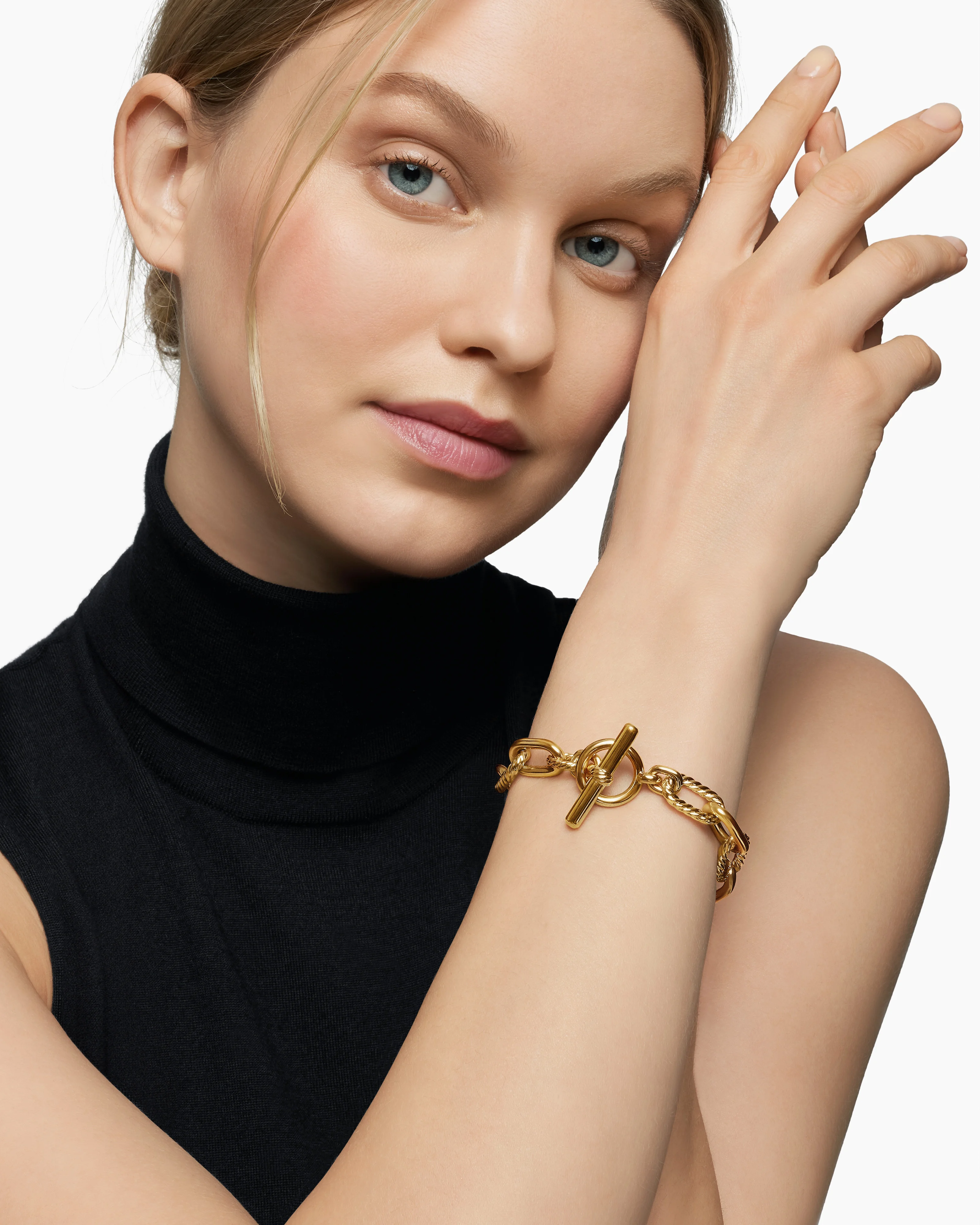 DY Madison® Toggle Chain Bracelet 18K Yellow Gold