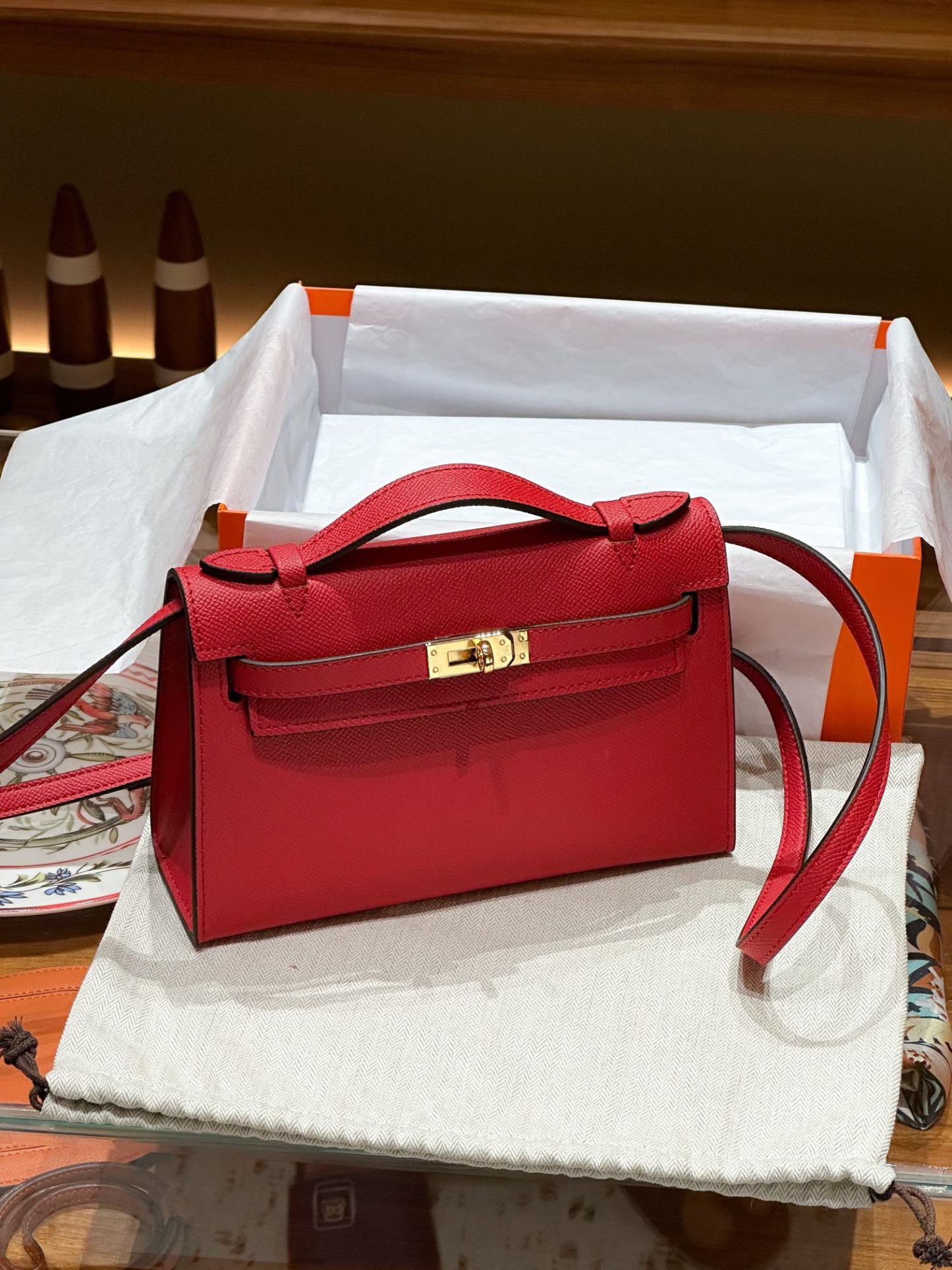 Herthtmes  Epsom Kelly Pochette Clutch