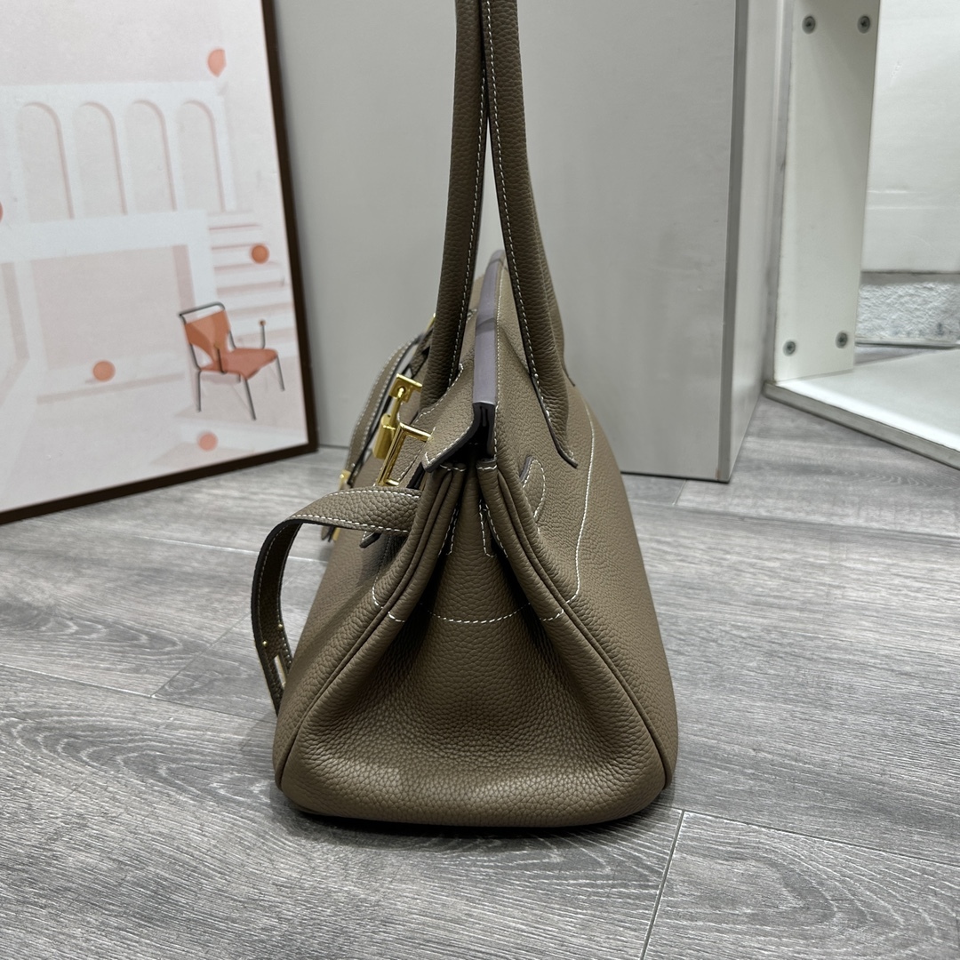 Herthtmes  Taurillon Clemence JPG Birkin  40