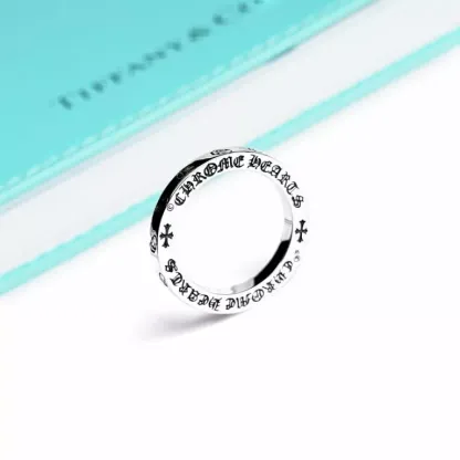 ROLLING STONES RING – LIP & TONGUE SPACER