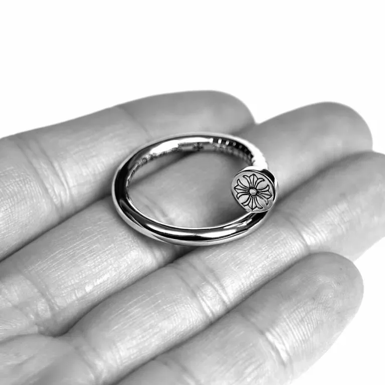 CH PLUS NAIL RING