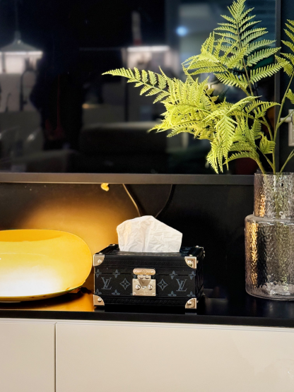 LV Premium Tissue Box