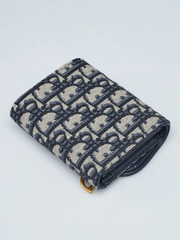 A21 purse
