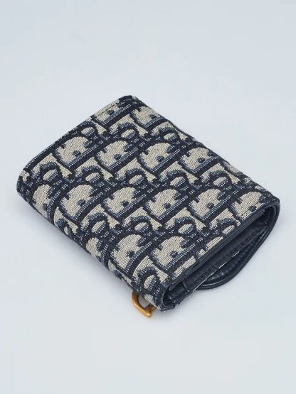 A21 purse