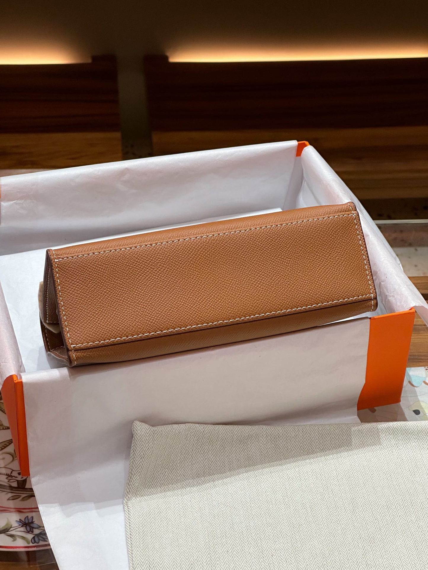 Herthtmes  Epsom Kelly Pochette Clutch