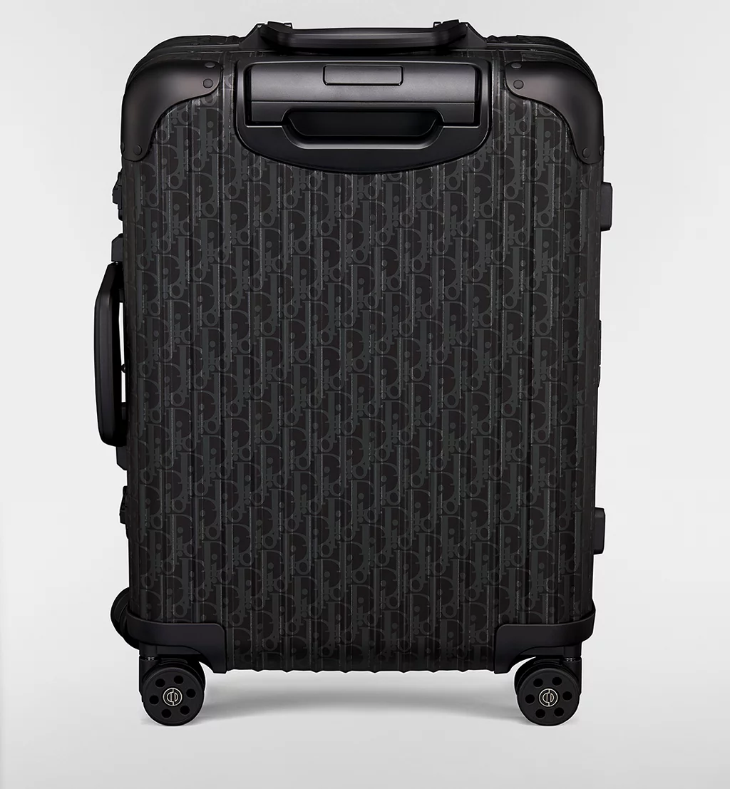 DR suitcase