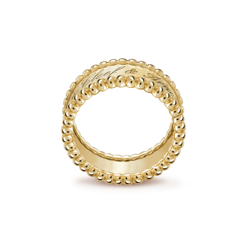 Perlee signature ring