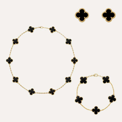 Vintage Alhambra 3‑Piece Set – Necklace, Bracelet & Earrings