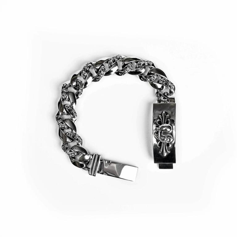 HEART INSIGNIA ID FANCY CHAIN BRACELET