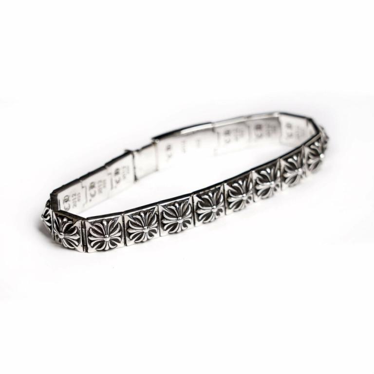 CH PLUS SQUARE PATTERN BRACELET