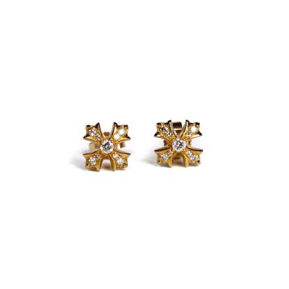 22K GOLD CH PLUS STUD EARRINGS WITH DIAMONDS