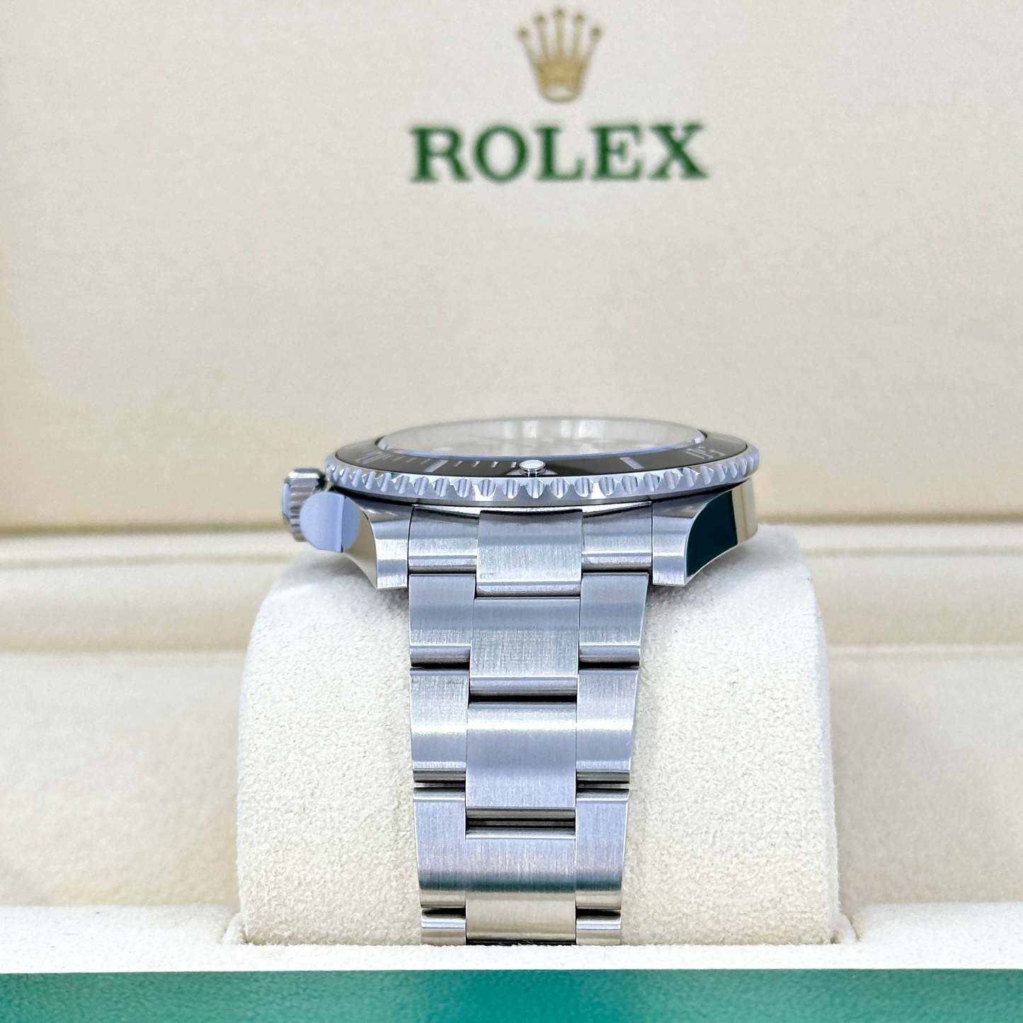 Submariner No Date 41, Stainless Steel, Black dial, 124060-0001, Unworn 2024