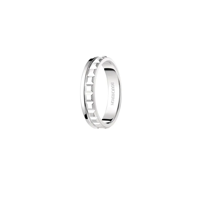 QUATRE RADIANT EDITION WEDDING BAND