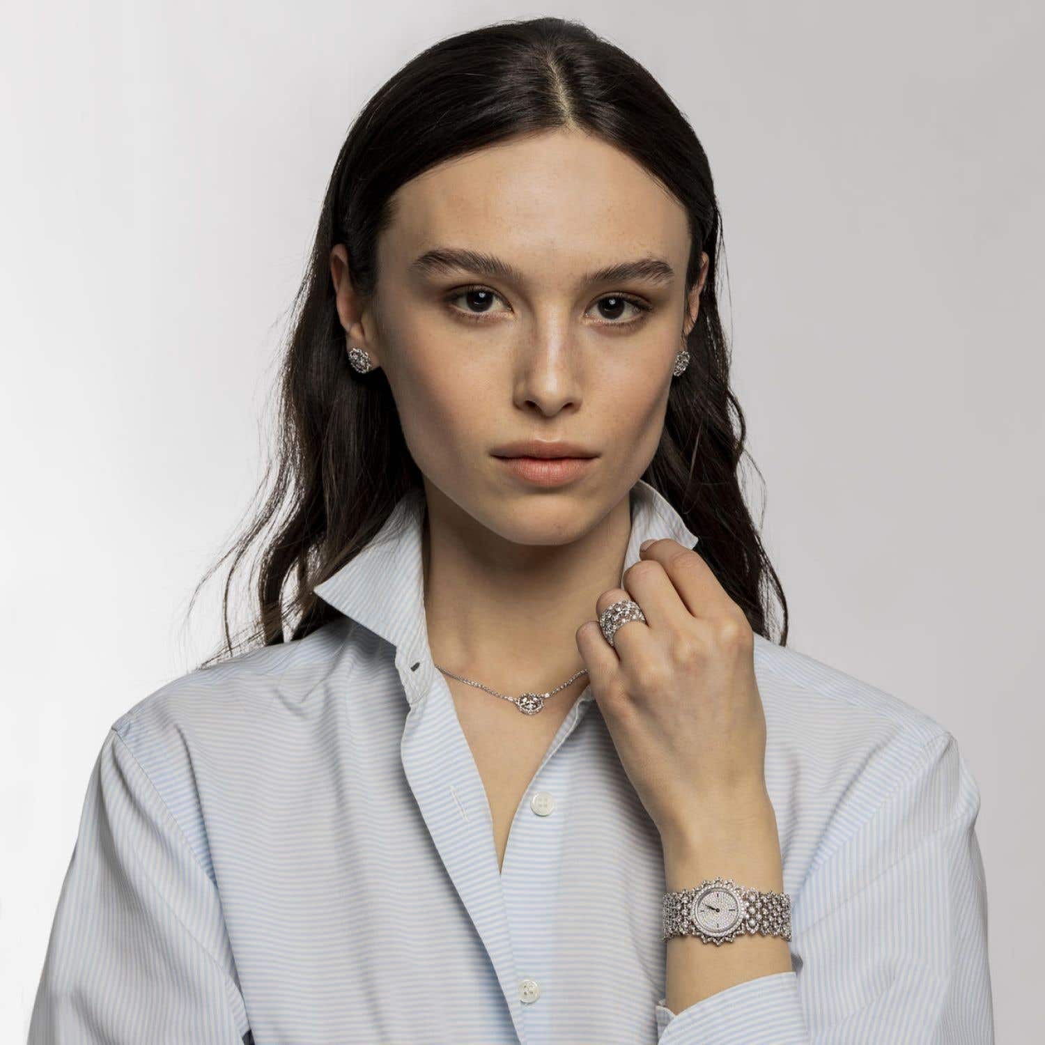 RAMAGE WHITE AND YELLOW GOLD EARRINGS