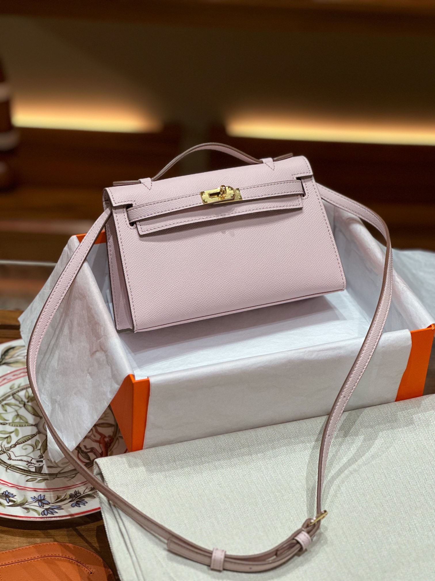 Herthtmes  Epsom Kelly Pochette Clutch