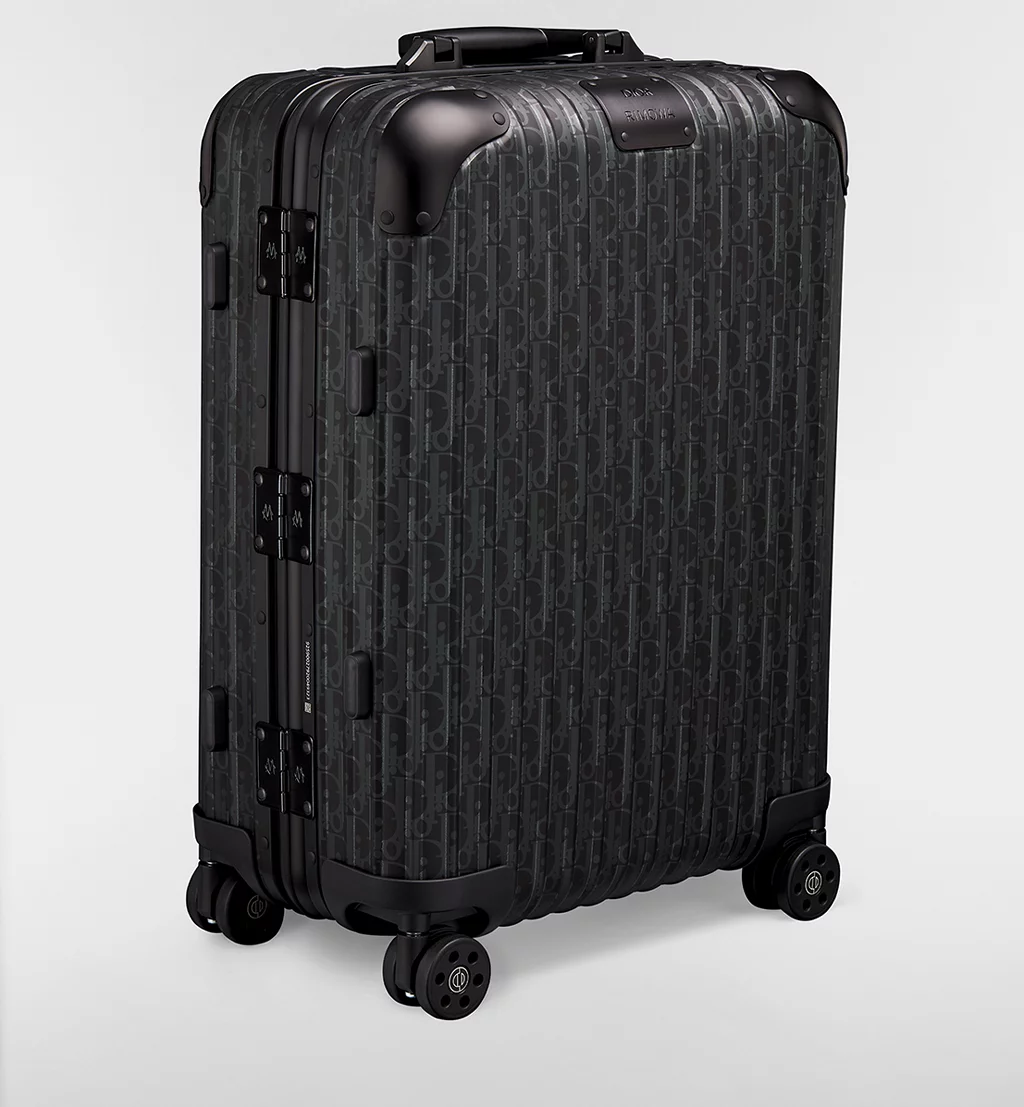 DR suitcase