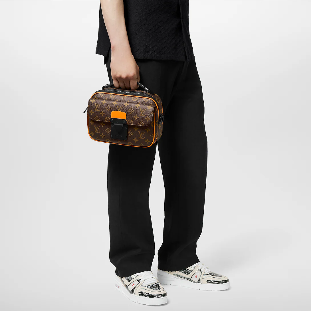 S-Lock Messenger