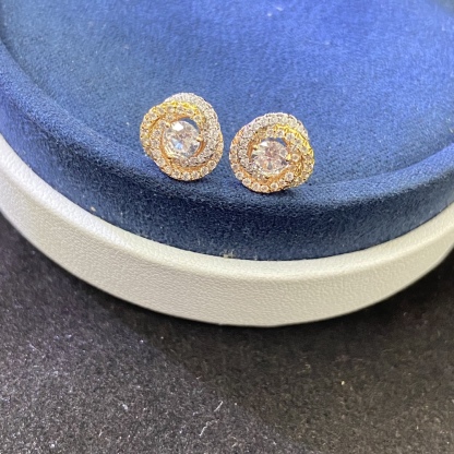 Trinity stud earrings, 2 diamonds