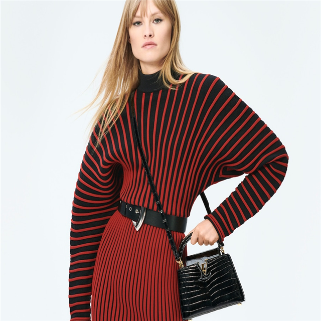 CROCODILIAN LEATHER-CAPUCINES