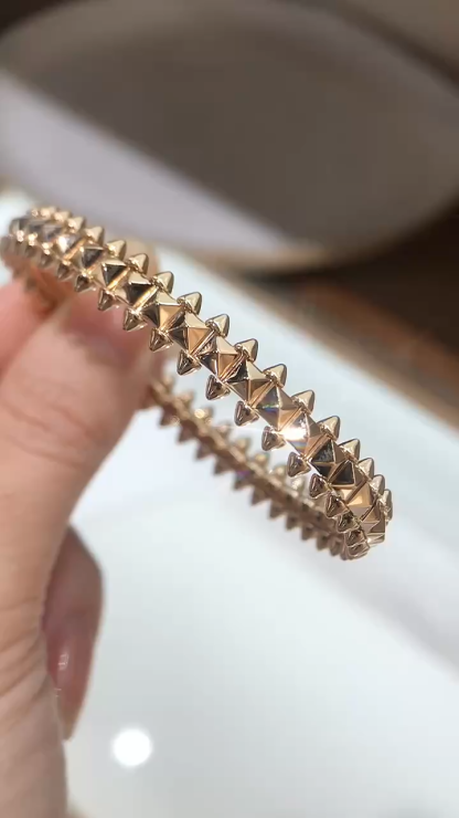 BAIGNOIRE WATCH, Mini Model With 29 Diamonds, Yellow Gold, Size 15 - 16
