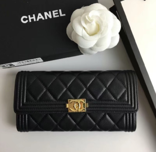 A16 purse