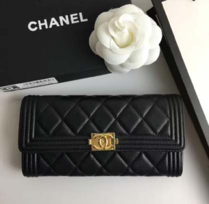 A16 purse