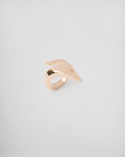 Eternal Gold snake ring in yellow gold