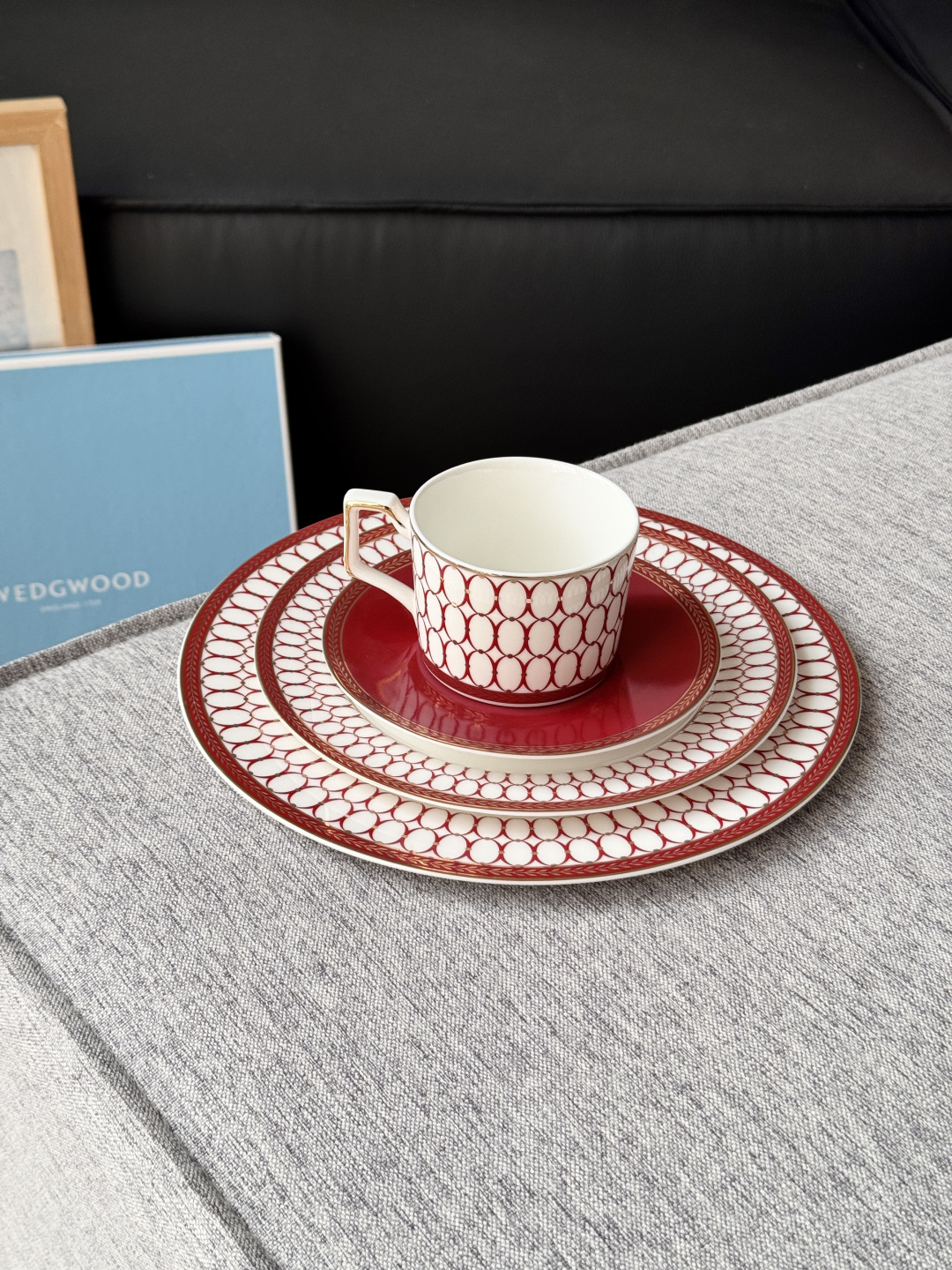 Wethtdgwood "Golden Era" Series 3-Piece Dinnerware Set