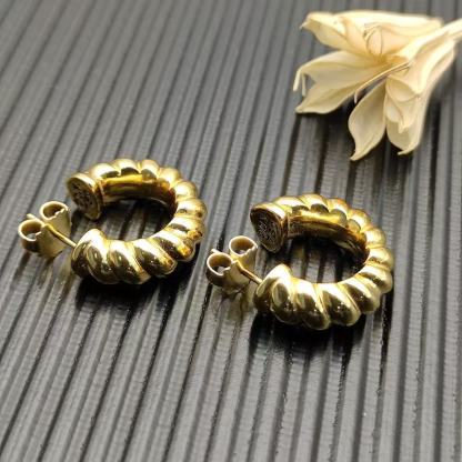 Sculpted Cable Shrimp Earrings 18K Yellow Gold , 20.5mm
