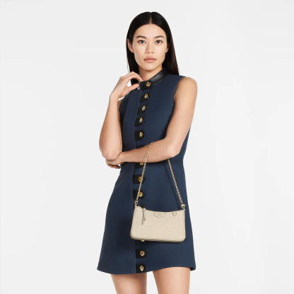Easy Pouch On Strap