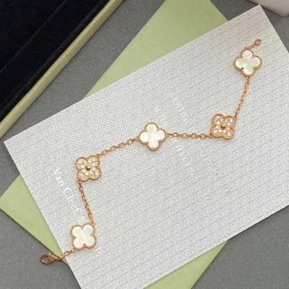 Vintage Alhambra bracelet, 5 motifs