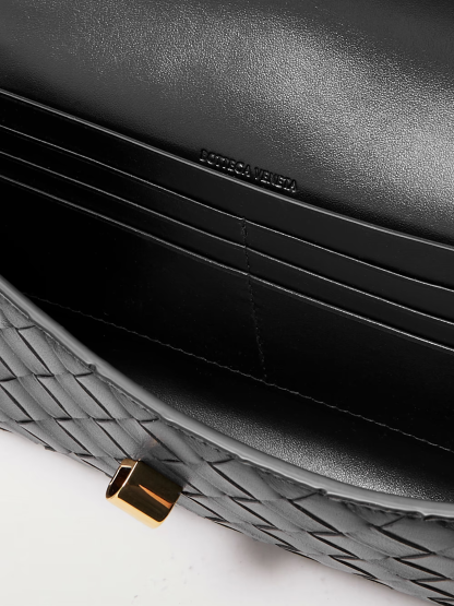 Bothtttega Vethtneta Black Woven Evening Bag